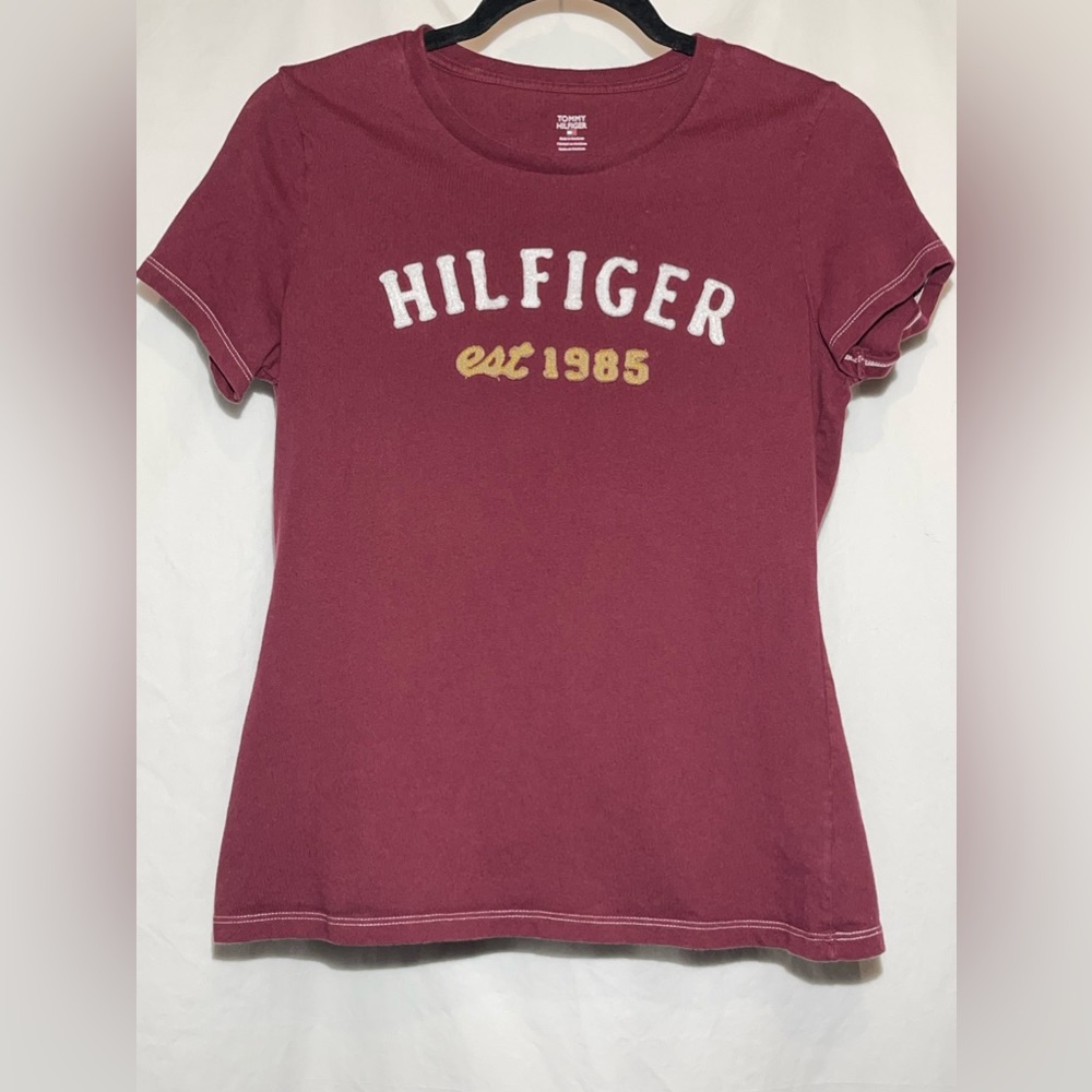 Tommy Hilfiger - Maroon ladies medium logo baby tee